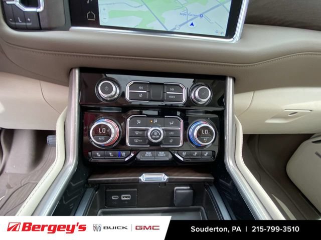 Certified 2023 GMC Yukon XL Denali w/ Denali Reserve Package AWD/4WD image 39