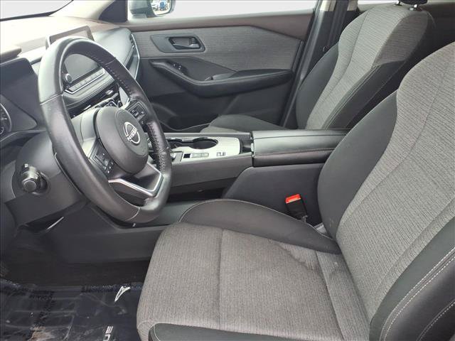 Used 2022 Nissan Rogue S FWD image 17