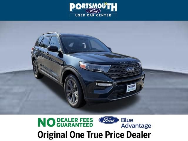 Certified 2022 Ford Explorer XLT w/ Equipment Group 202A image 25