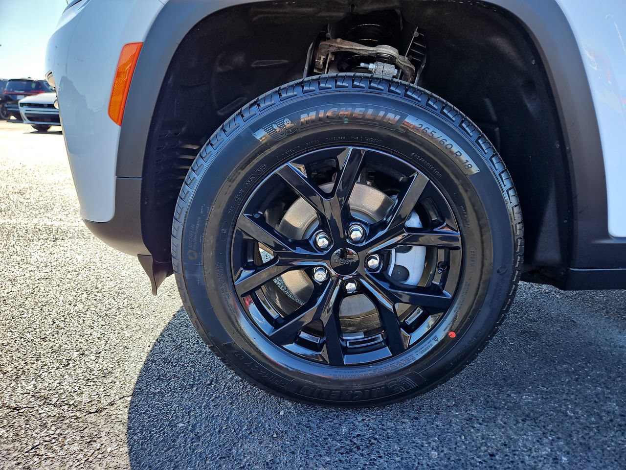 New 2026 Jeep Grand Cherokee Altitude AWD/4WD image 9