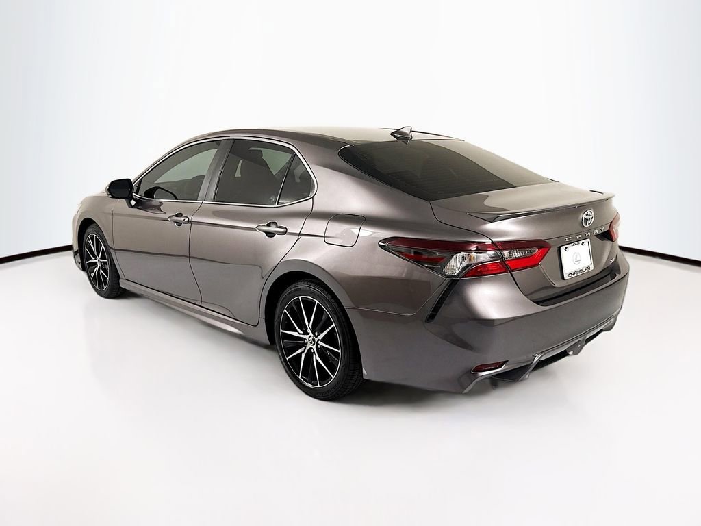 Used 2024 Toyota Camry SE w/ Audio Upgrade Package image 7