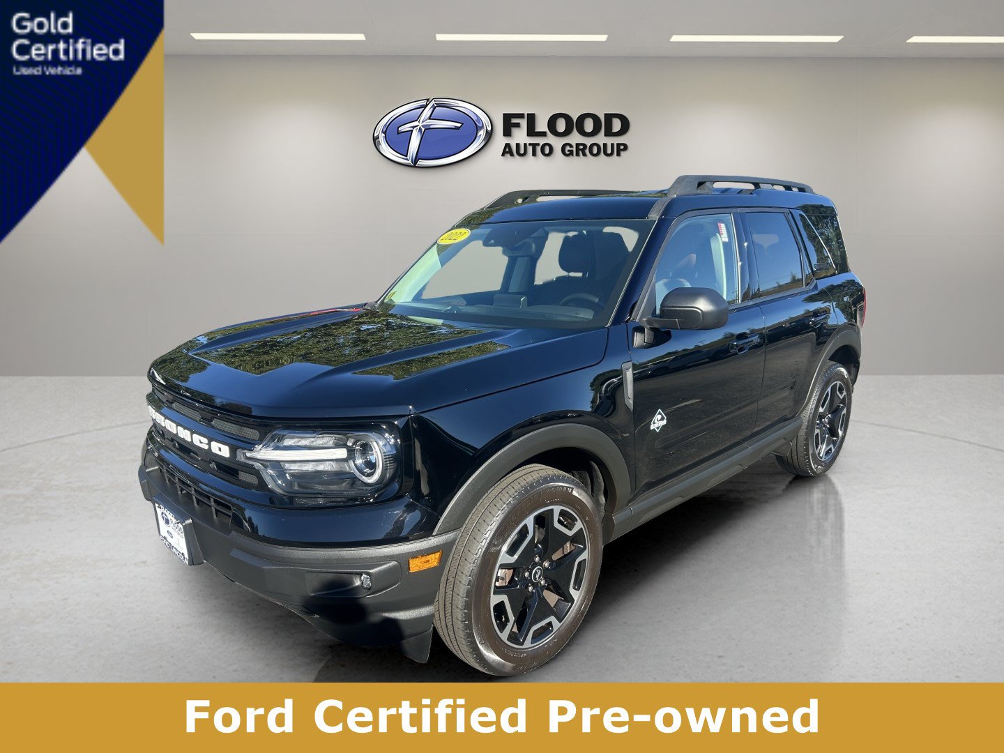 Used 2022 Ford Bronco Sport Outer Banks w/ Tech Package AWD/4WD image 3