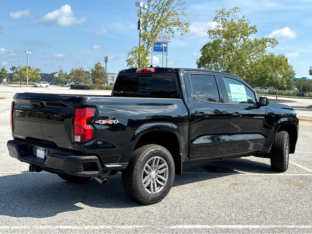 New 2024 Chevrolet Colorado LT w/ LT Convenience Package II image 24