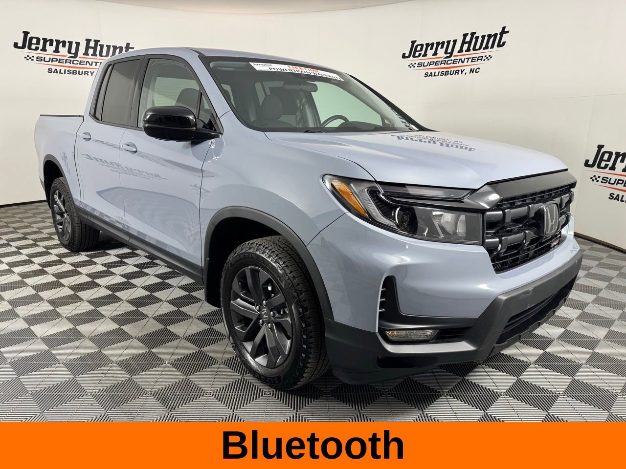 Used 2025 Honda Ridgeline Sport image 6