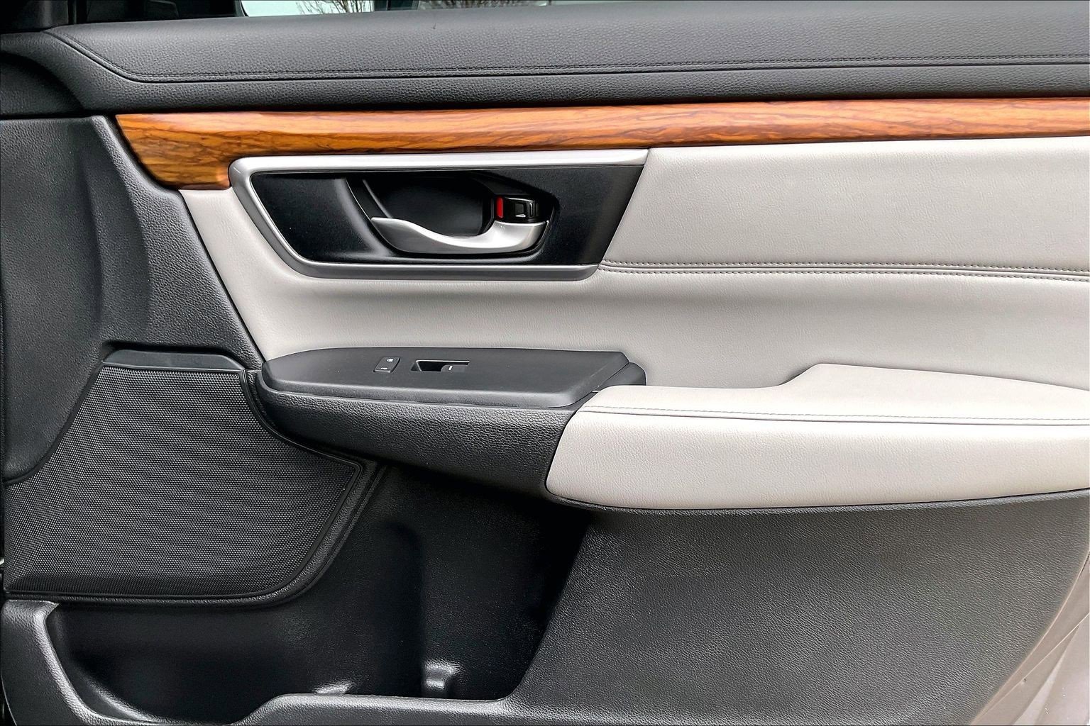 Used 2017 Honda CR-V EX-L image 21