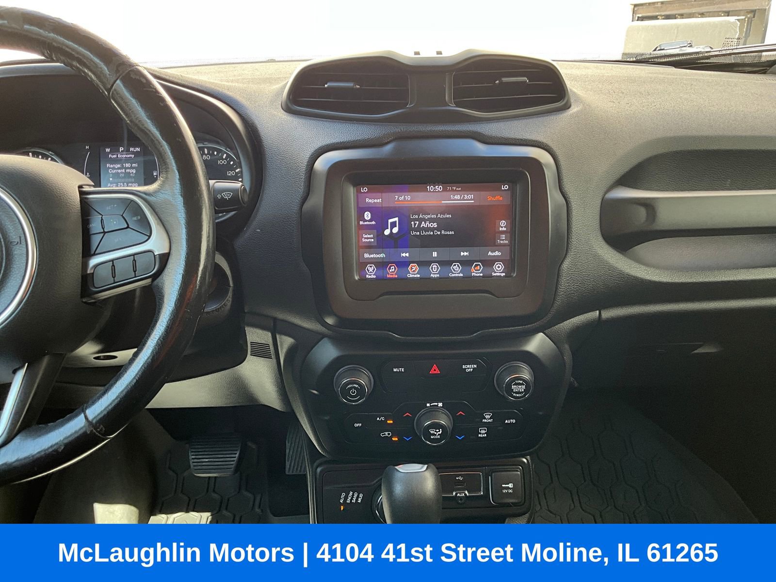 Used 2020 Jeep Renegade Latitude w/ Cold Weather Group AWD/4WD image 4