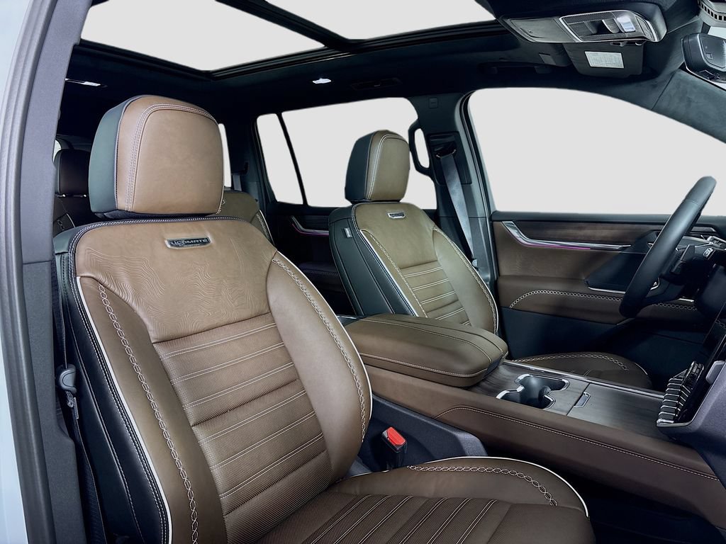 New 2026 GMC Acadia Denali Ultimate AWD/4WD image 30