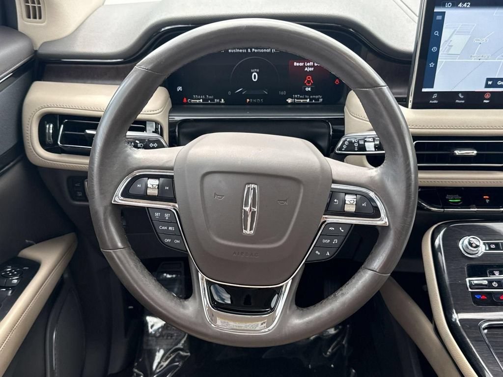 Certified 2023 Lincoln Nautilus Reserve AWD/4WD image 19