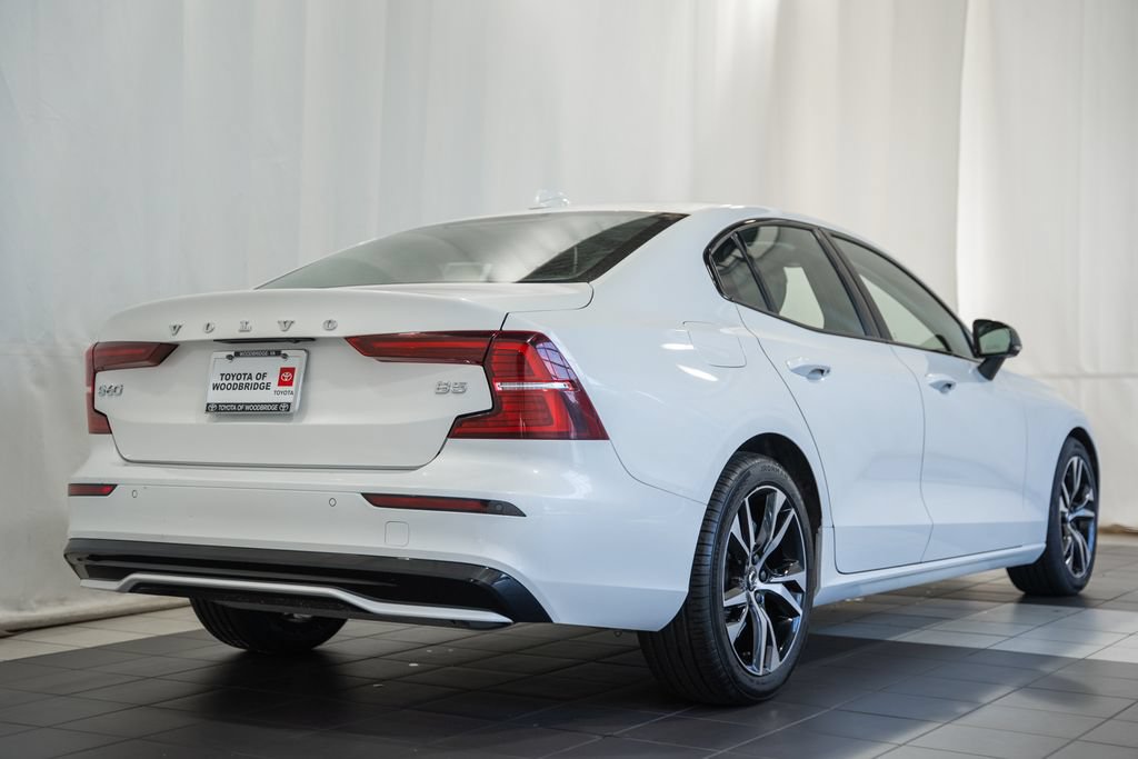 Used 2024 Volvo S60 B5 Core FWD image 4