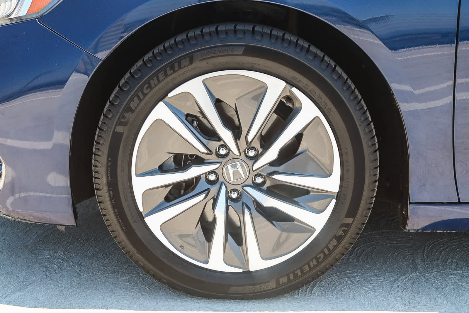 Used 2019 Honda Accord EX-L image 11