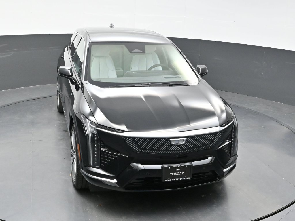 New 2027 Cadillac Optiq Premium Luxury w/ LPO, Floor Liner Package AWD/4WD image 27