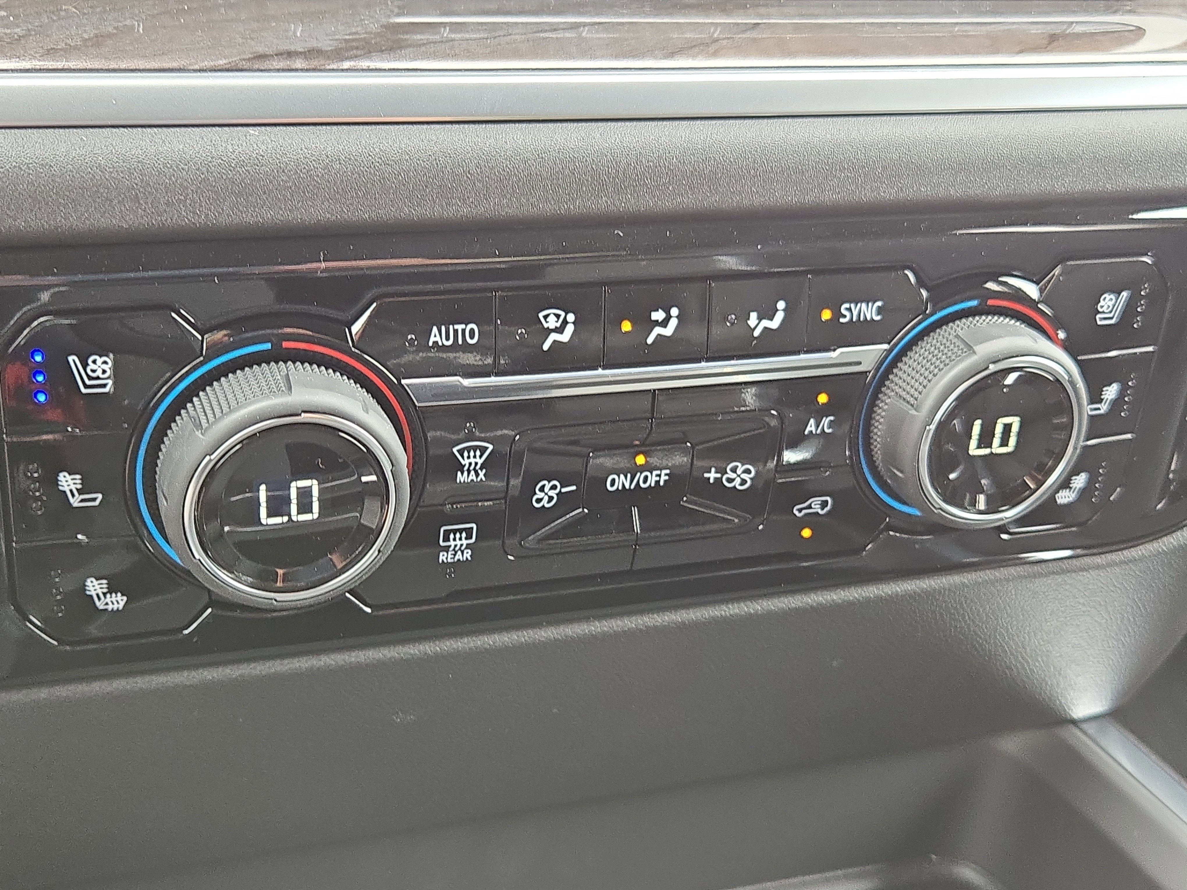 New 2026 Chevrolet Silverado 2500 LTZ w/ LTZ Plus Package image 30