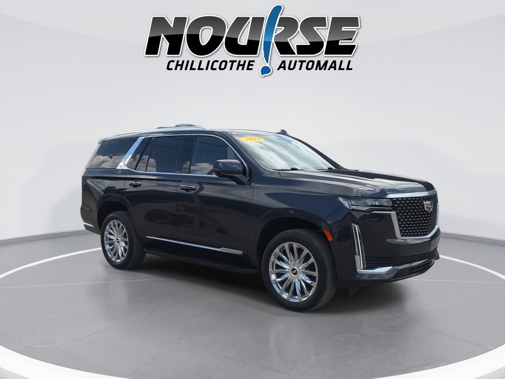 Used 2023 Cadillac Escalade Premium Luxury AWD/4WD image 2