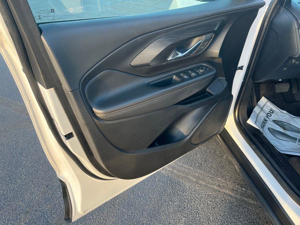 Used 2018 GMC Terrain SLT image 19