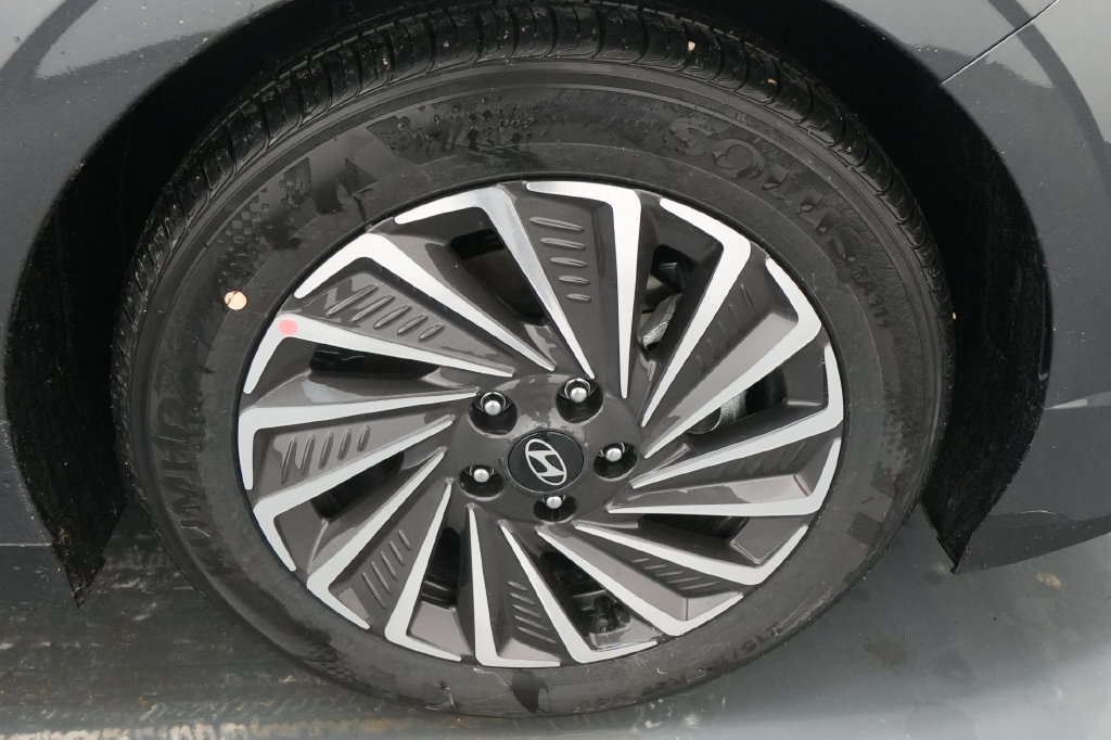 New 2026 Hyundai Sonata SEL FWD image 14