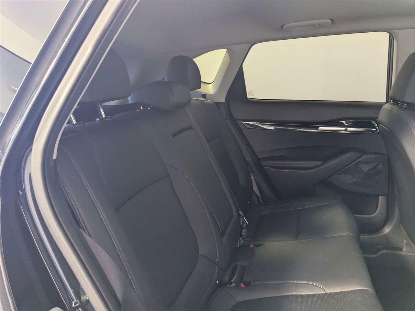 Used 2021 Kia Seltos EX image 28