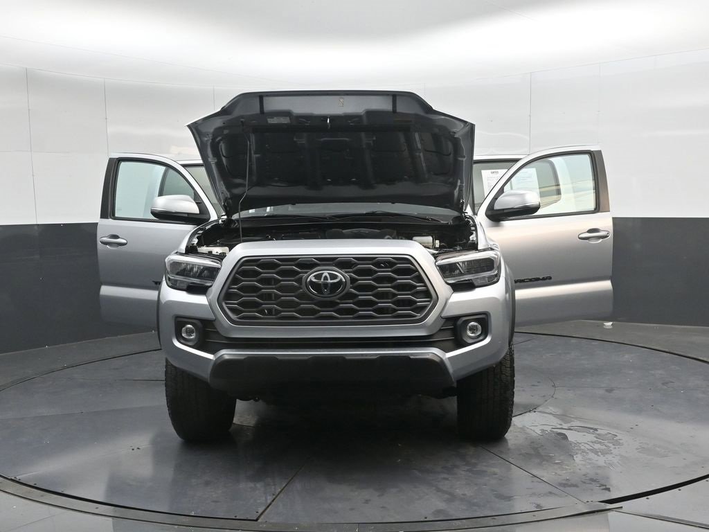 Used 2022 Toyota Tacoma TRD Off-Road image 52