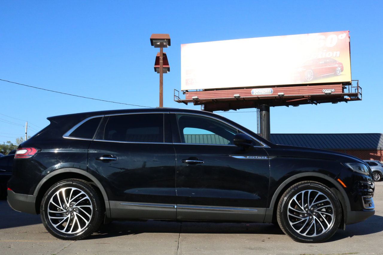 Used 2019 Lincoln Nautilus Reserve image 6