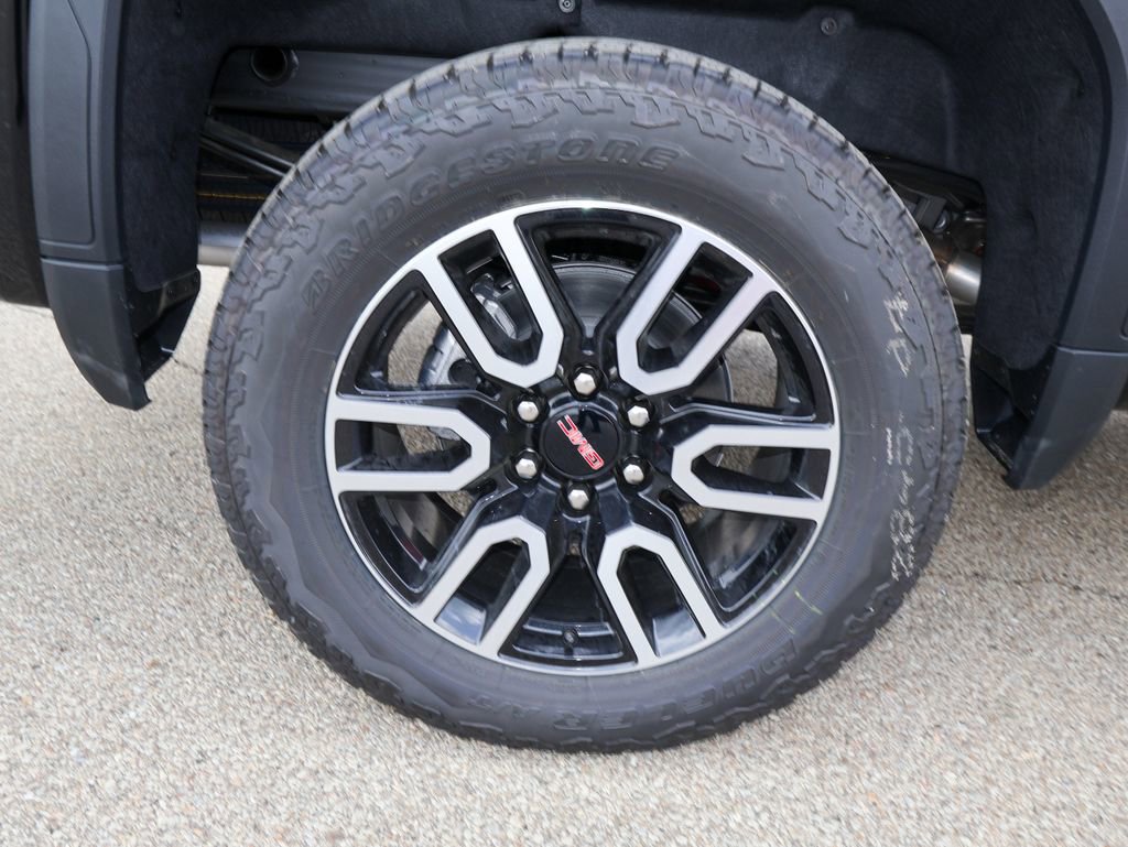 New 2026 GMC Sierra 1500 AT4 AWD/4WD image 34