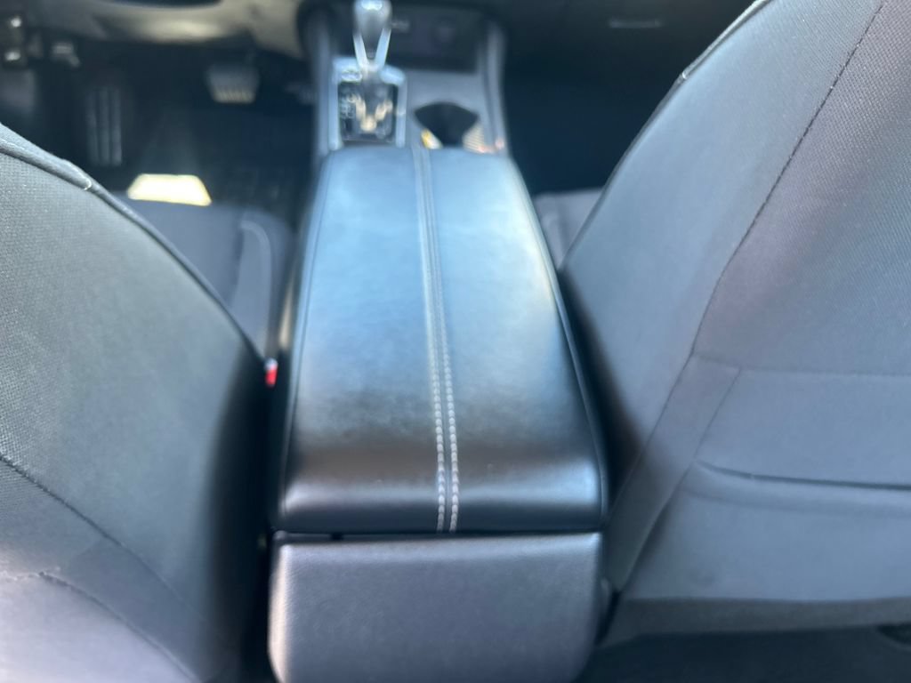 Used 2025 Nissan Altima 2.5 SV FWD image 26