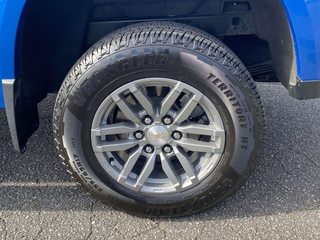 Used 2023 Chevrolet Colorado LT w/ LT Convenience Package III image 8