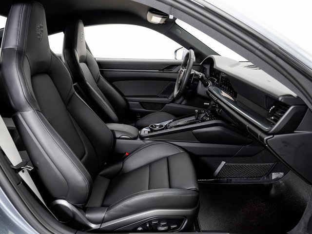 Used 2025 Porsche 911 Carrera image 28