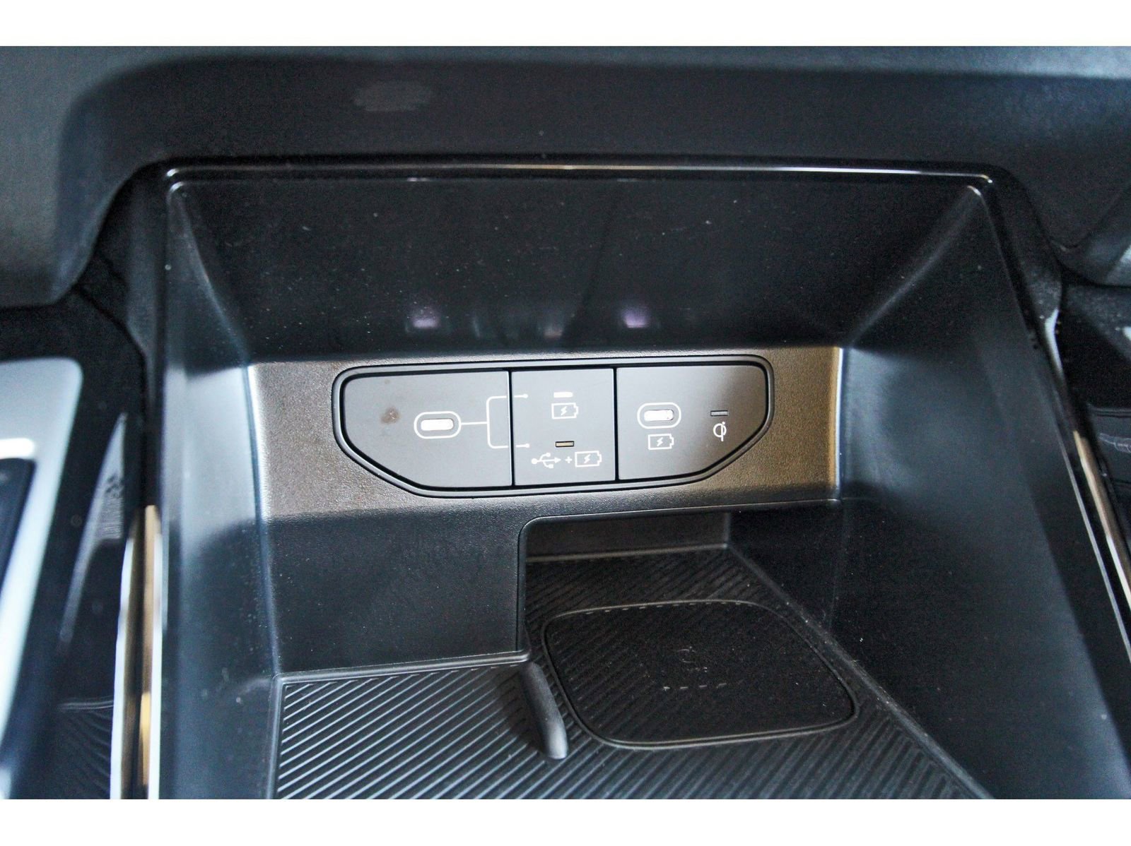 Used 2025 Kia Sorento SX image 30