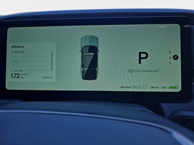 Used 2024 Rivian R1S Adventure image 23