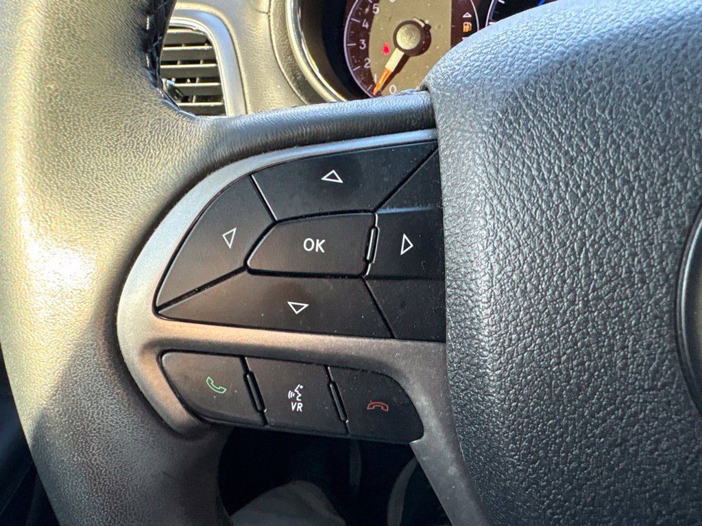 Used 2018 Jeep Grand Cherokee Overland AWD/4WD image 26