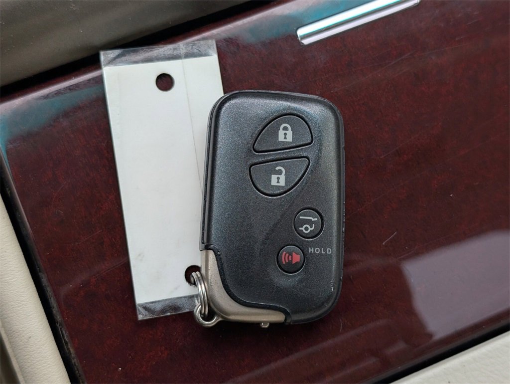 Used 2014 Lexus GX 460 image 35