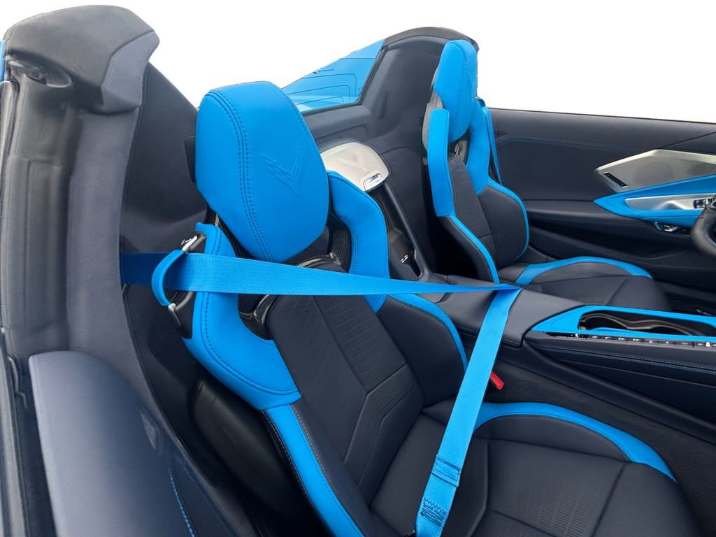 Used 2023 Chevrolet Corvette Stingray Premium Conv w/ 3LT RWD image 31