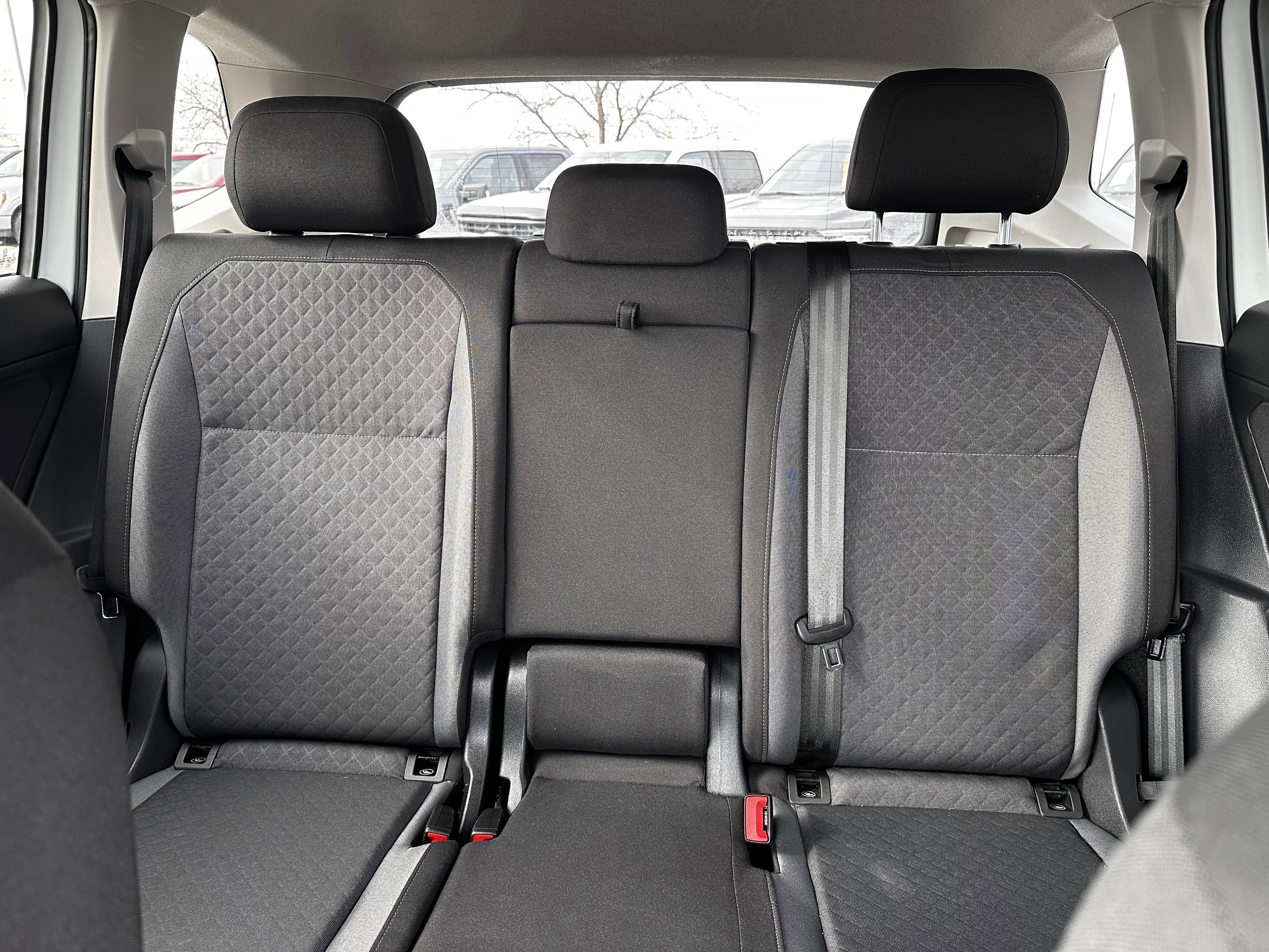 Used 2020 Volkswagen Tiguan S image 13