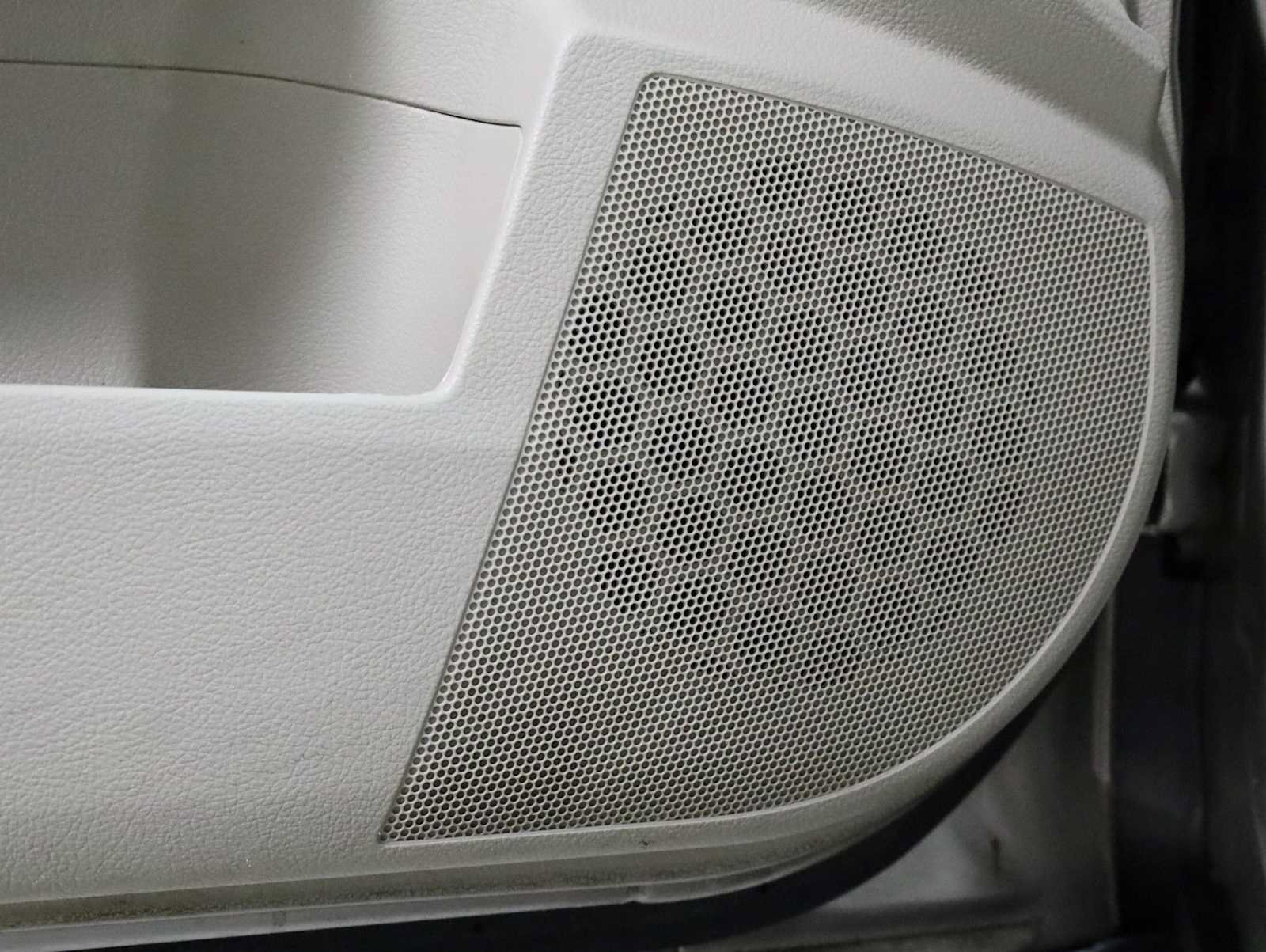 Used 2014 Subaru Outback 2.5i Premium AWD/4WD image 17
