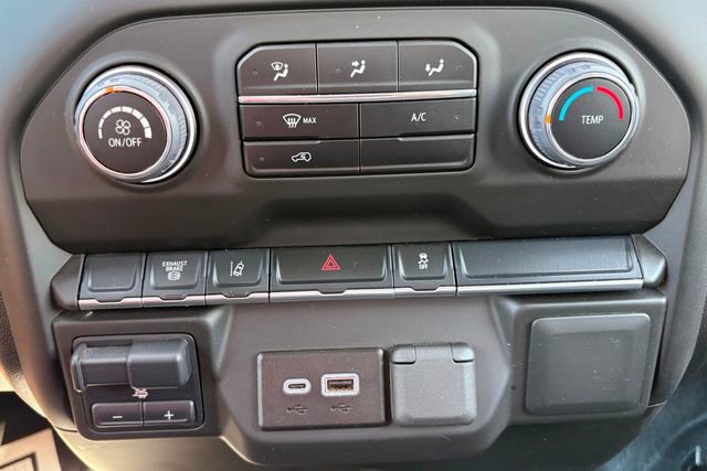 Used 2025 Chevrolet Silverado 3500 W/T AWD/4WD image 36