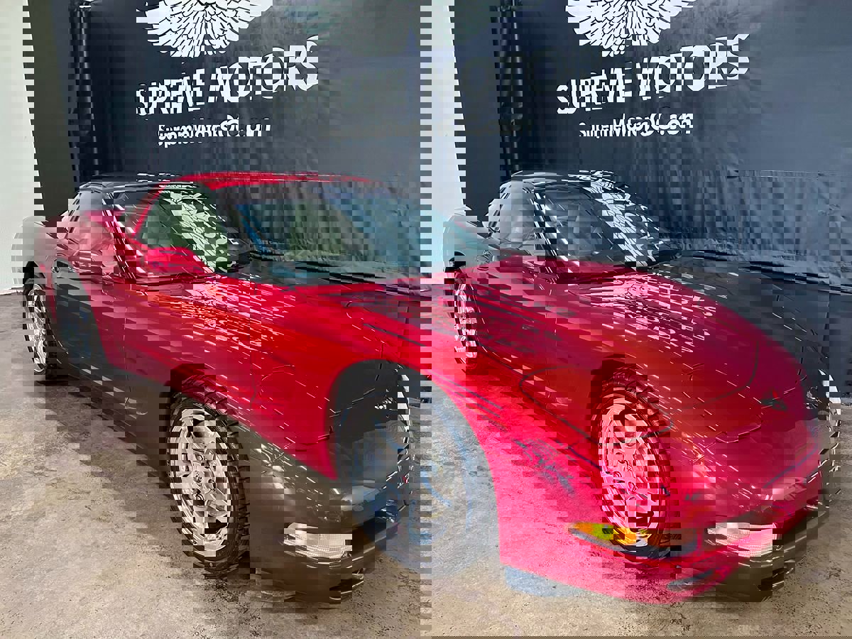 Used 2000 Chevrolet Corvette Coupe w/ Memory Pkg image 2