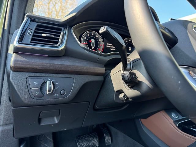Certified 2025 Audi Q5 2.0T Premium Plus w/ Premium Plus Package image 13