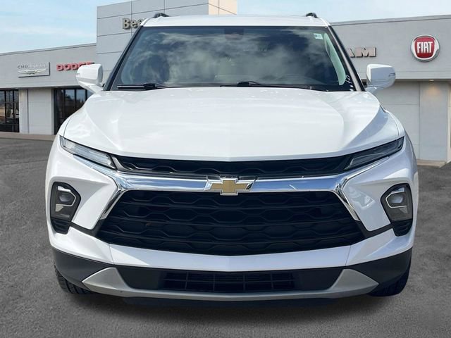 Used 2024 Chevrolet Blazer LT FWD image 2