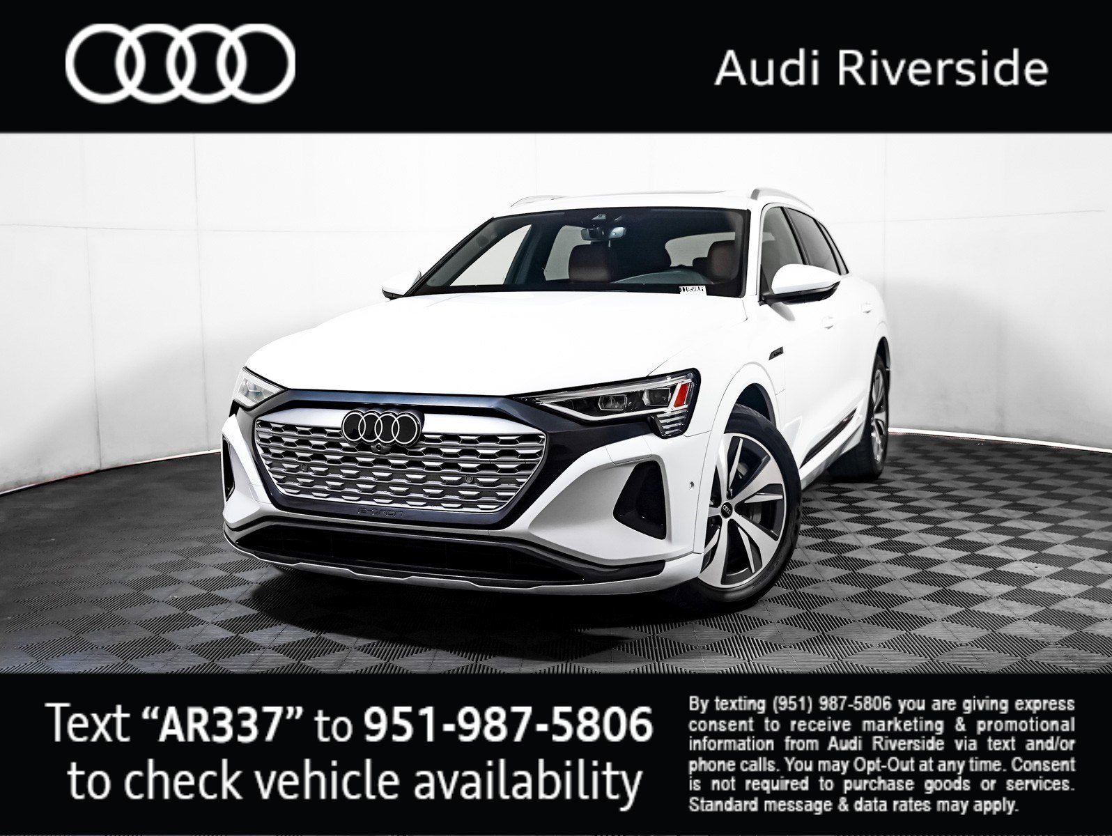 Used 2024 Audi Q8 e-tron Premium Plus image 1