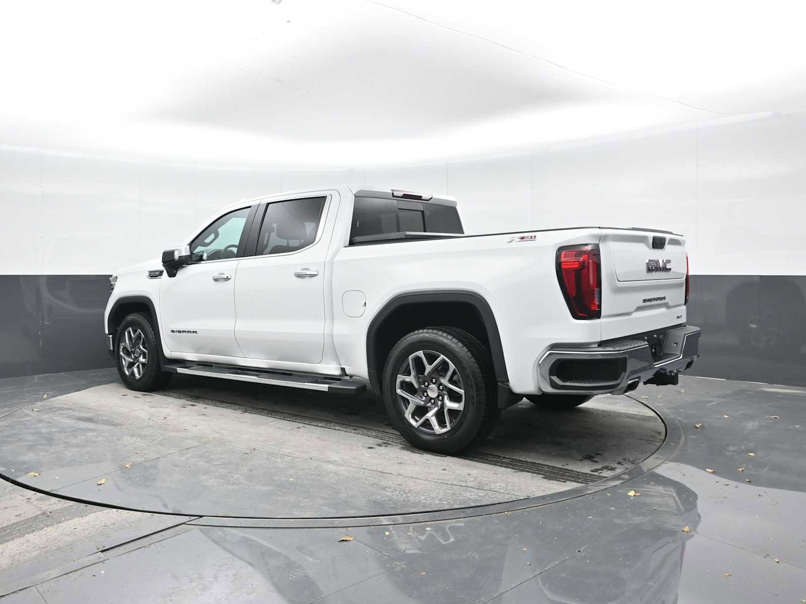 Used 2023 GMC Sierra 1500 SLT w/ SLT Premium Package