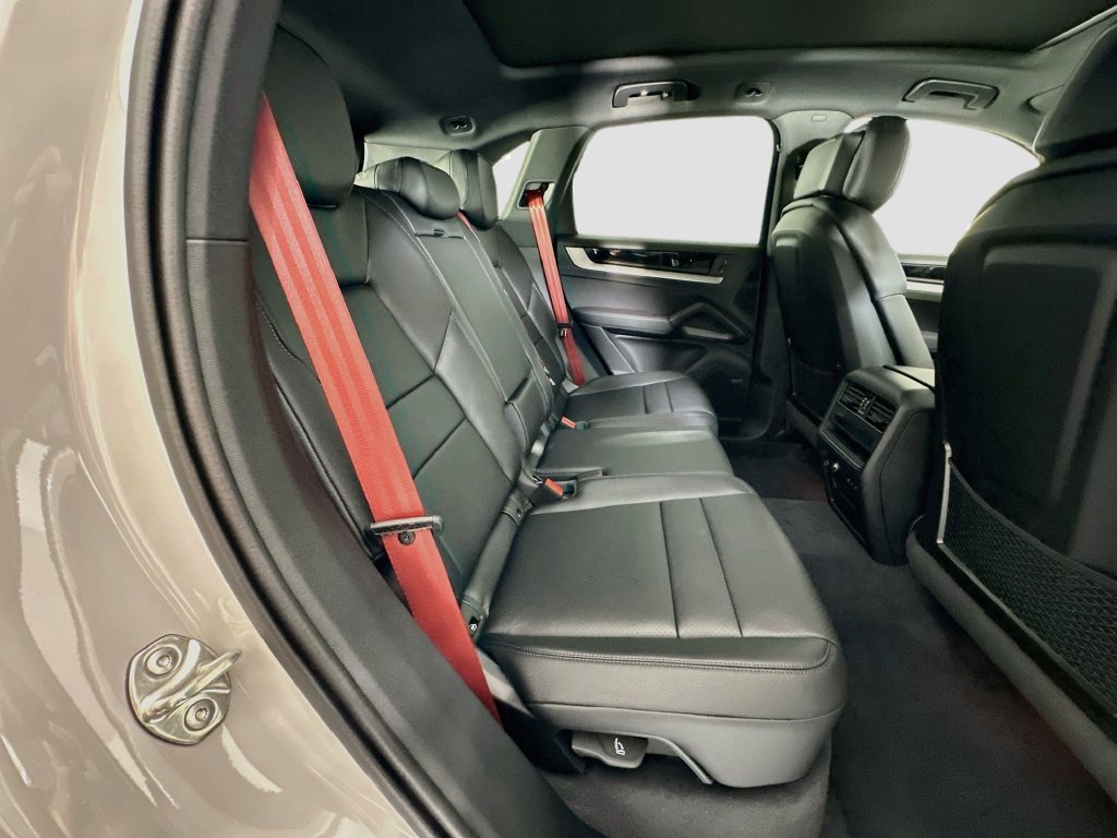New 2026 Porsche Cayenne S AWD/4WD image 29