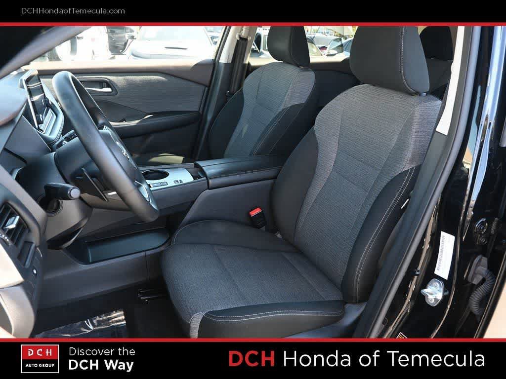 Used 2023 Nissan Rogue SV FWD image 18