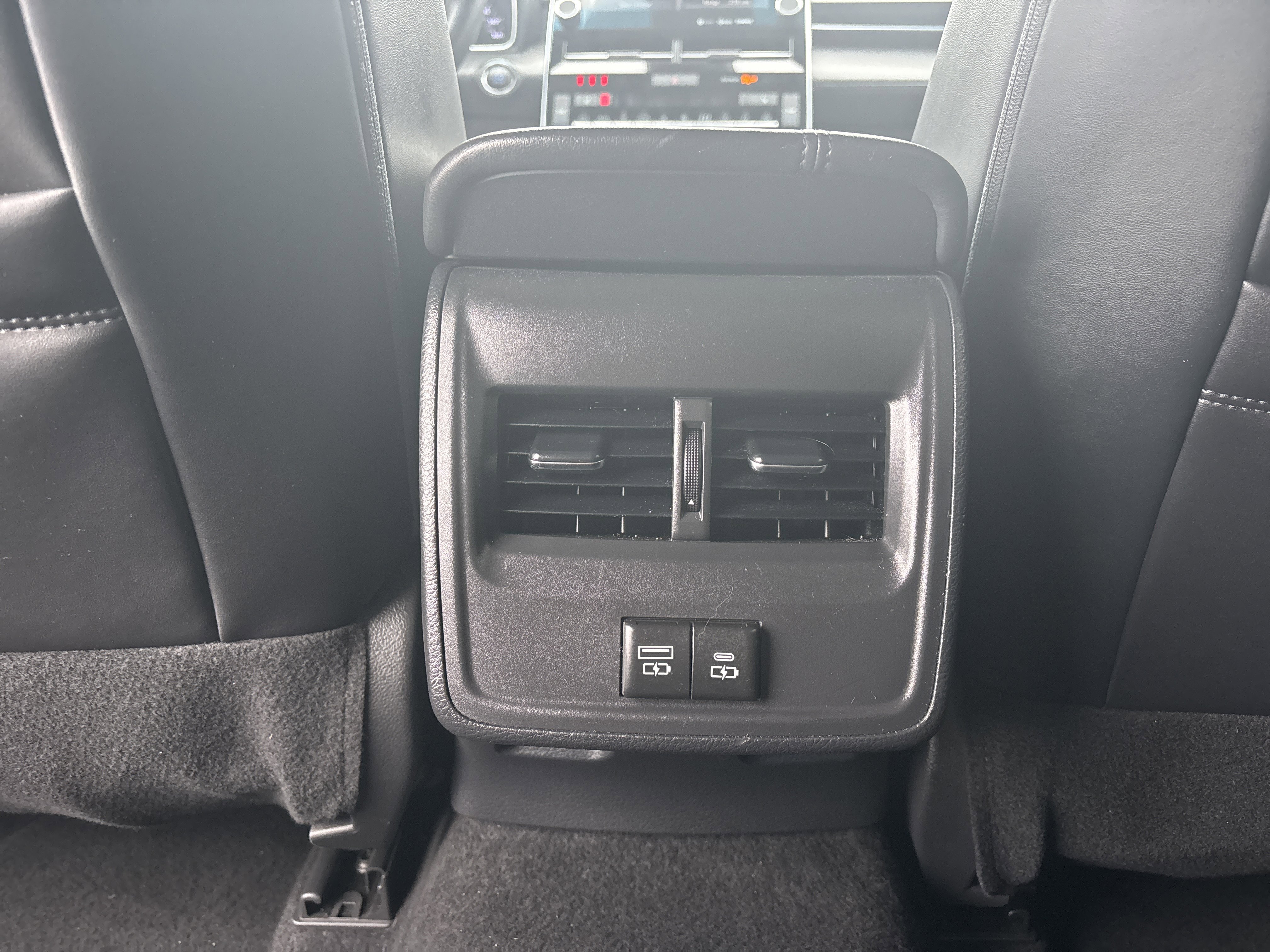 Used 2022 Toyota Avalon XLE FWD image 32