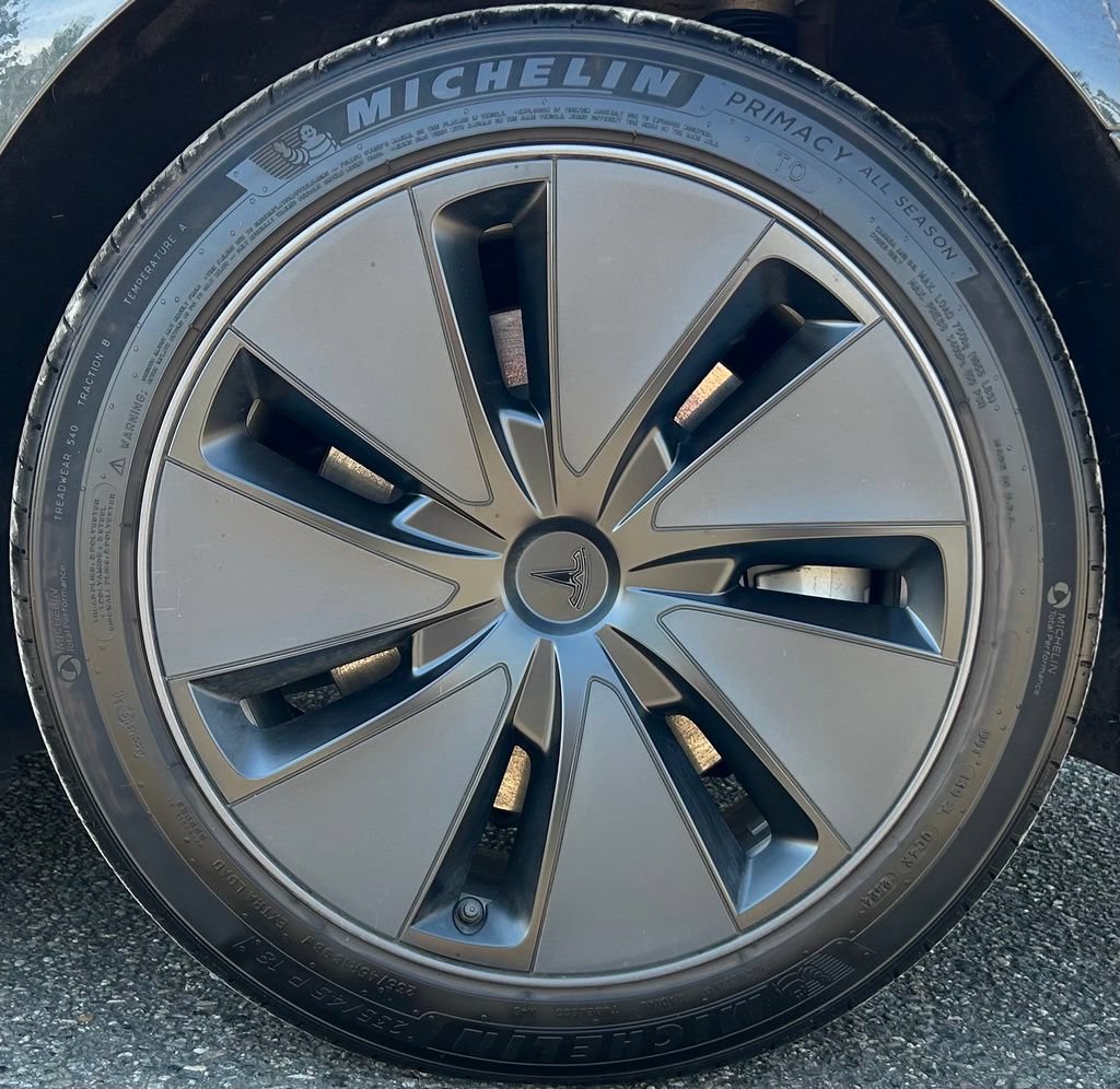 Used 2024 Tesla Model 3 Standard Range RWD image 30