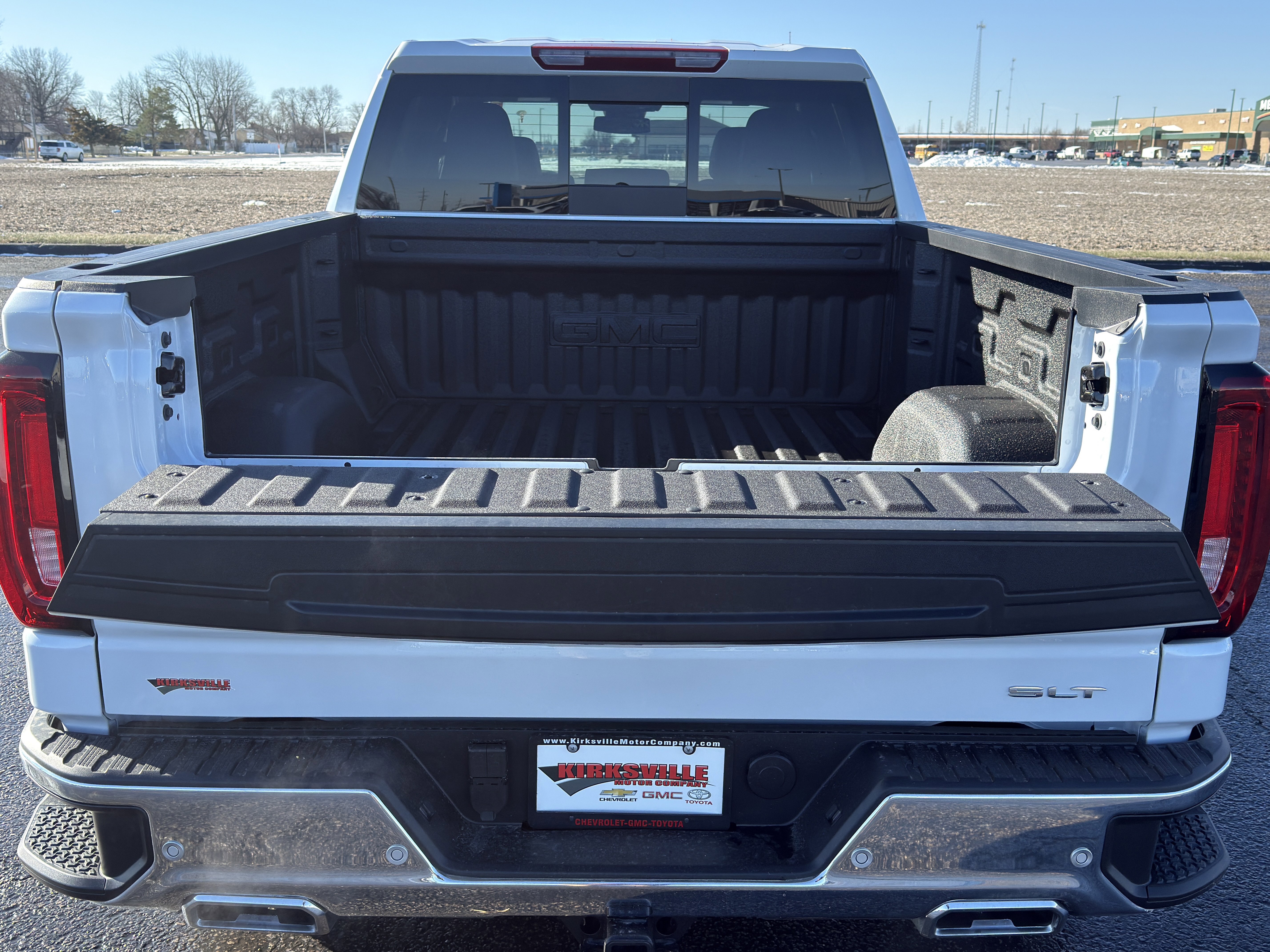 New 2026 GMC Sierra 1500 SLT w/ SLT Premium Plus Package image 12