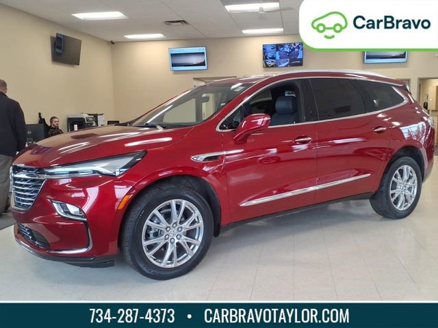 Used 2024 Buick Enclave Essence w/ Experience Buick Package FWD image 1