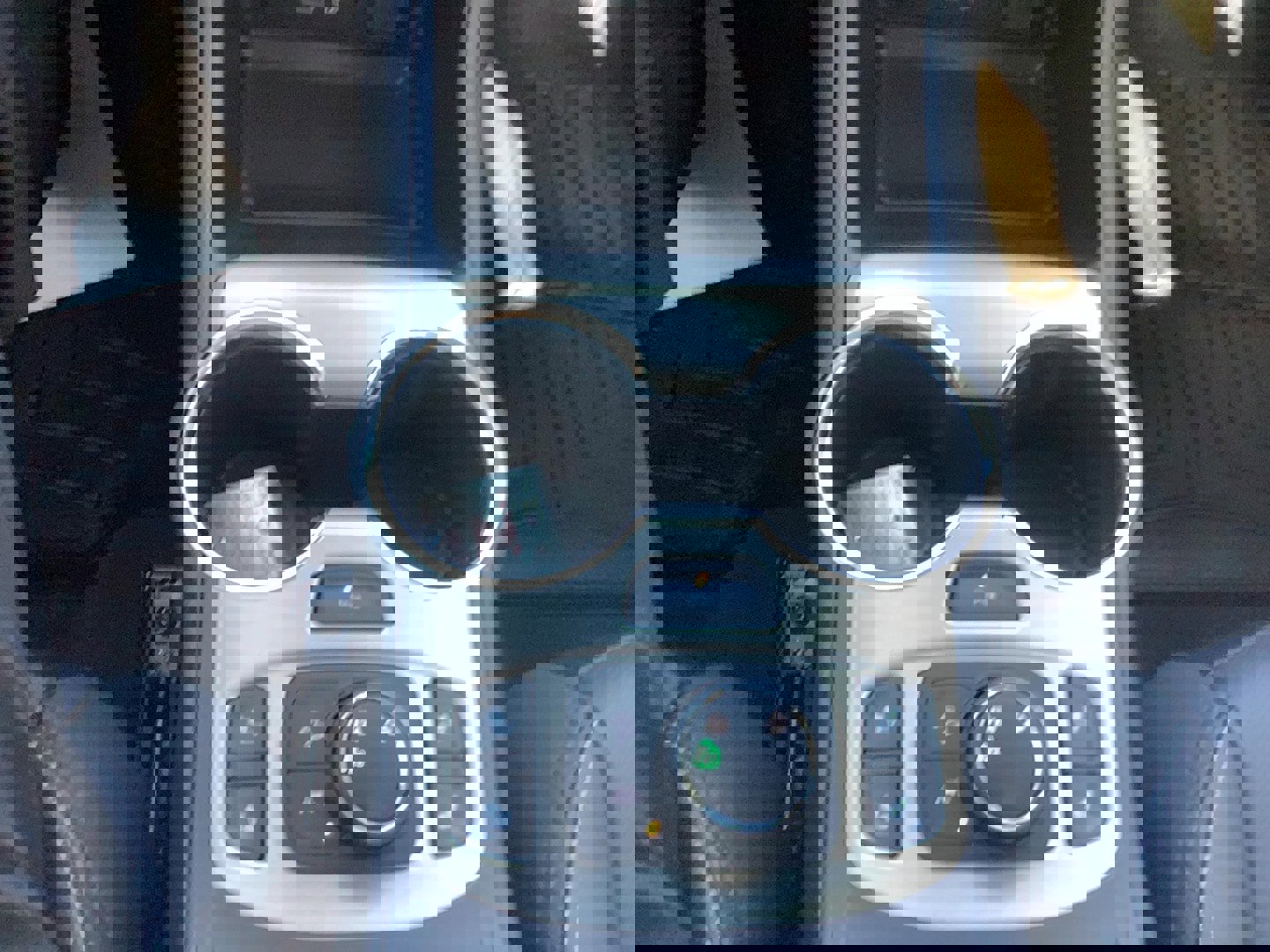 Used 2023 GMC Terrain Denali image 14