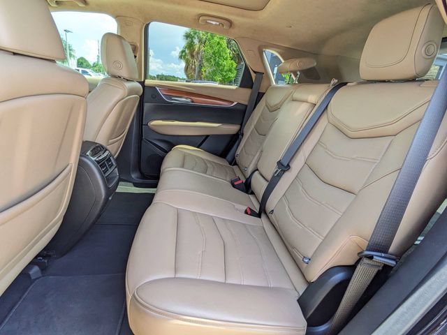 Used 2018 Cadillac XT5 Platinum AWD/4WD image 15