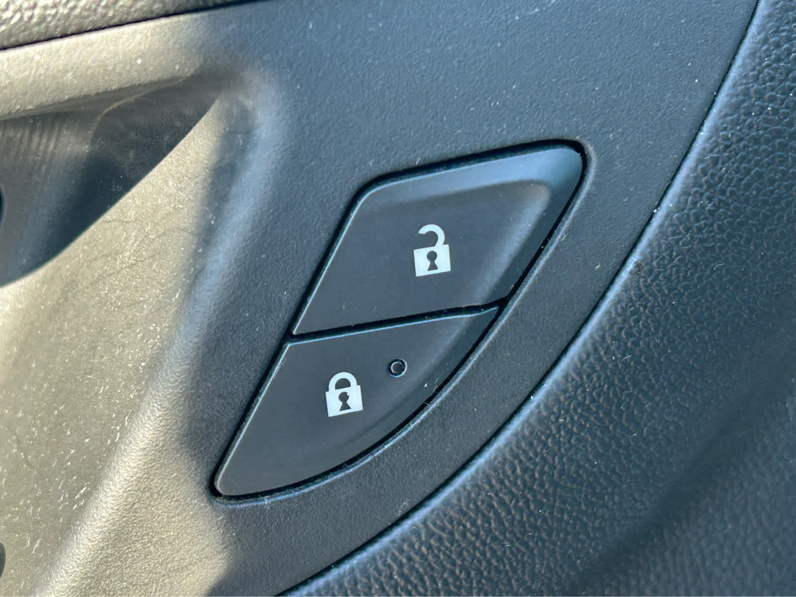 Used 2022 Chevrolet Equinox RS w/ RS Leather Package FWD image 21