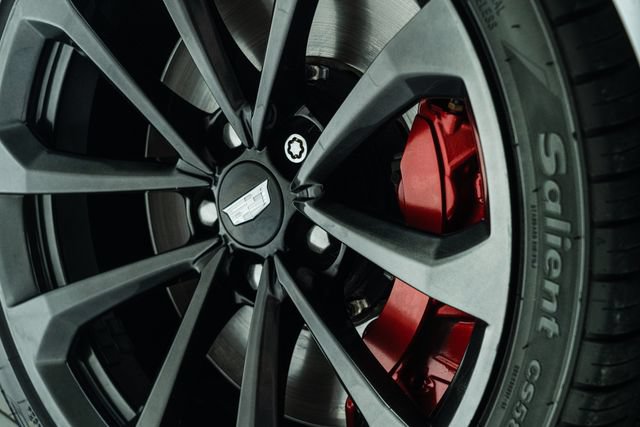 Used 2018 Cadillac CTS V w/ Carbon Fiber Package RWD image 22