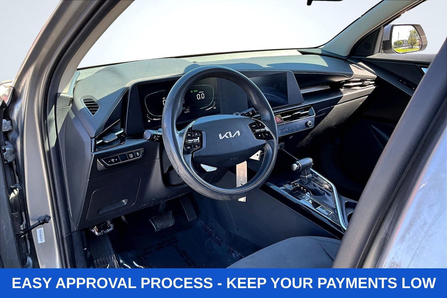 Used 2023 Kia Niro LX FWD image 21